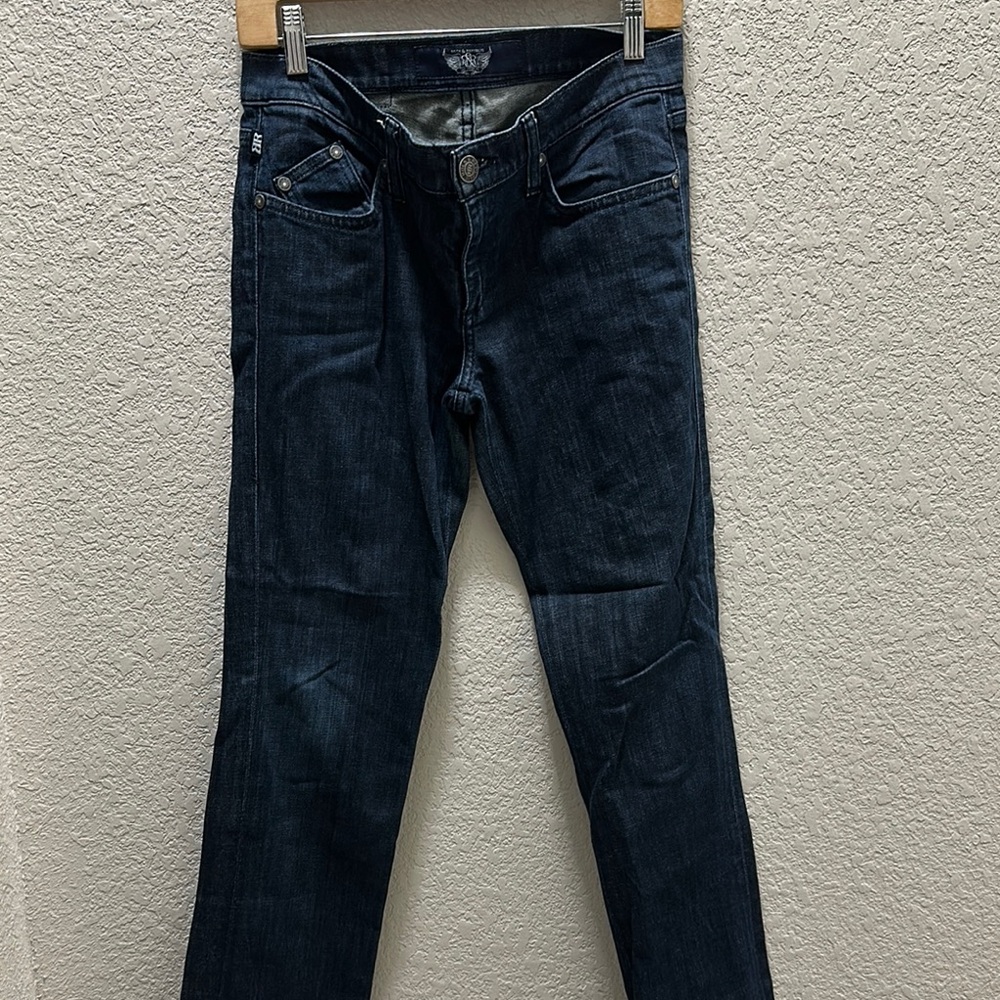 Rock & Republic Blue Slim Jeans with Vintage Appeal